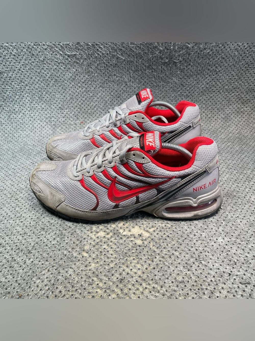 Nike Torch 4 Grey Red Running Shoes Size 10.5 Men’s